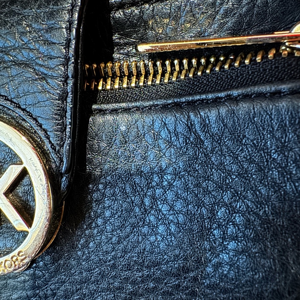 Michael Kors Y2K Black Fulton Double Zip Organizer Leather Crossbody Bag - Picture 4 of 4